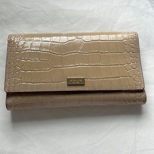 Kate Spade Phoenix Bristol Drive Croc almondine